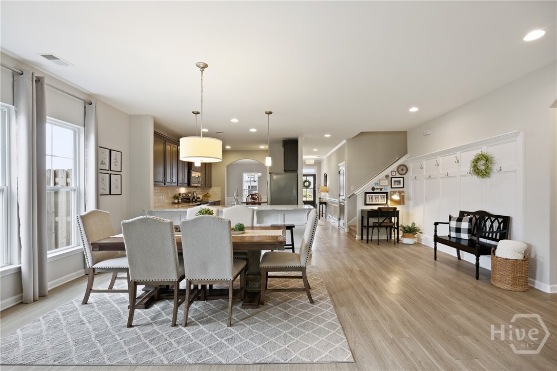 196 Willow Point Circle