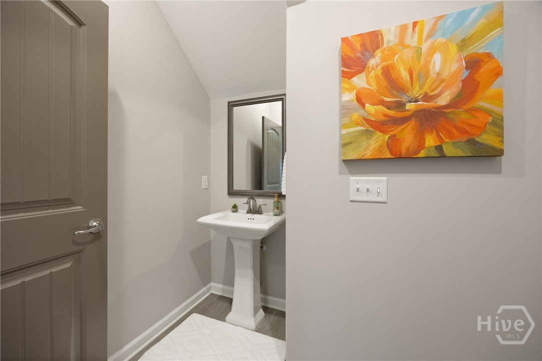 196 Willow Point Circle