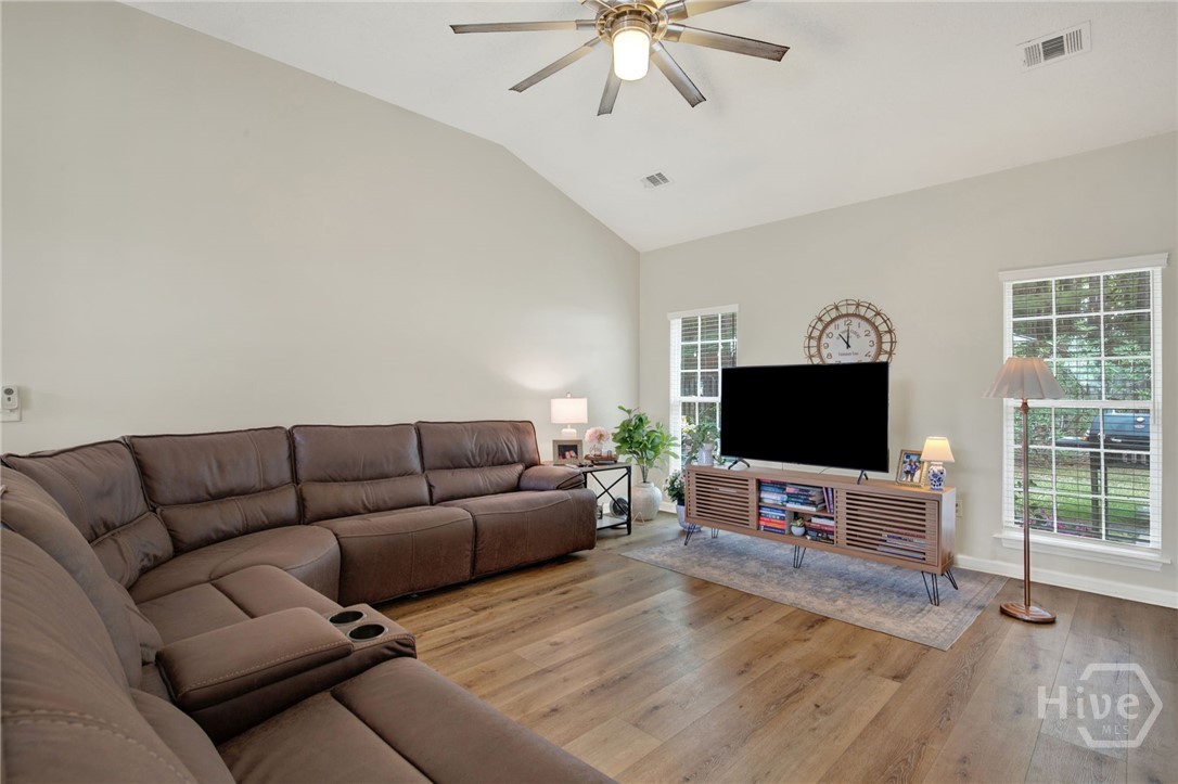 382 Stonebridge Circle