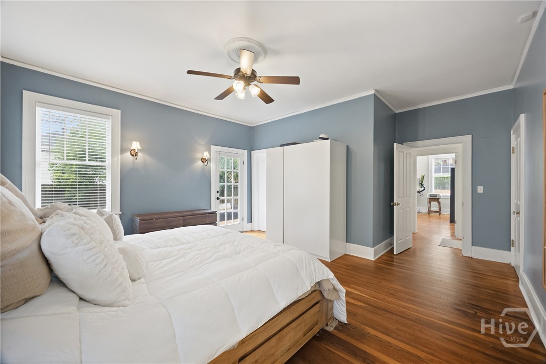 535 E 44th Street