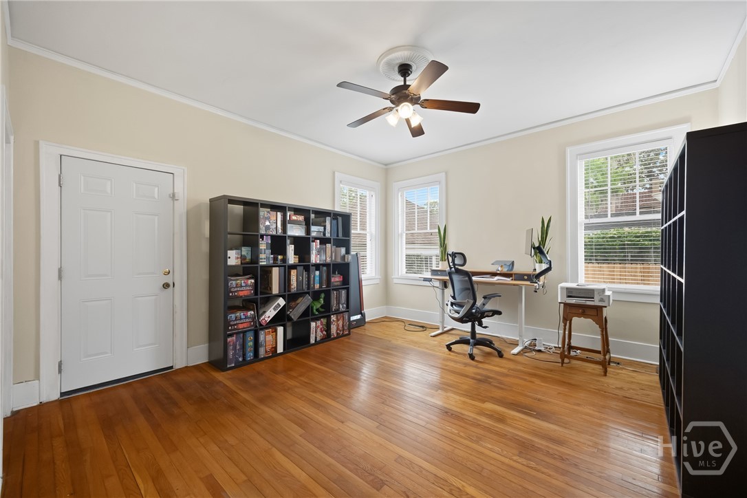 535 E 44th Street