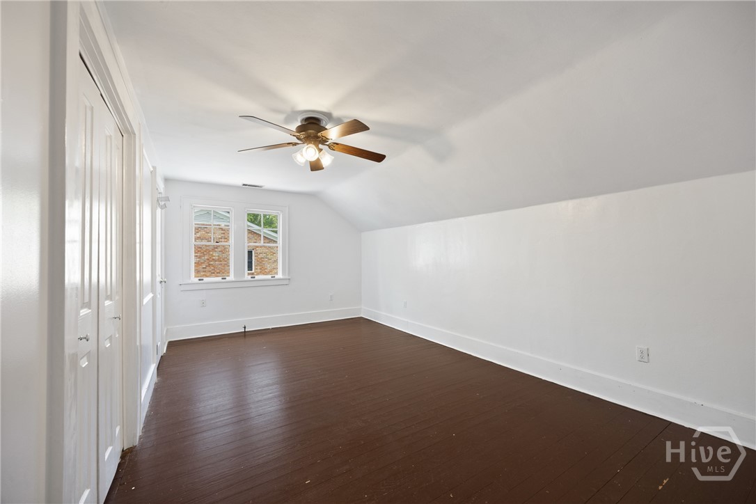 535 E 44th Street