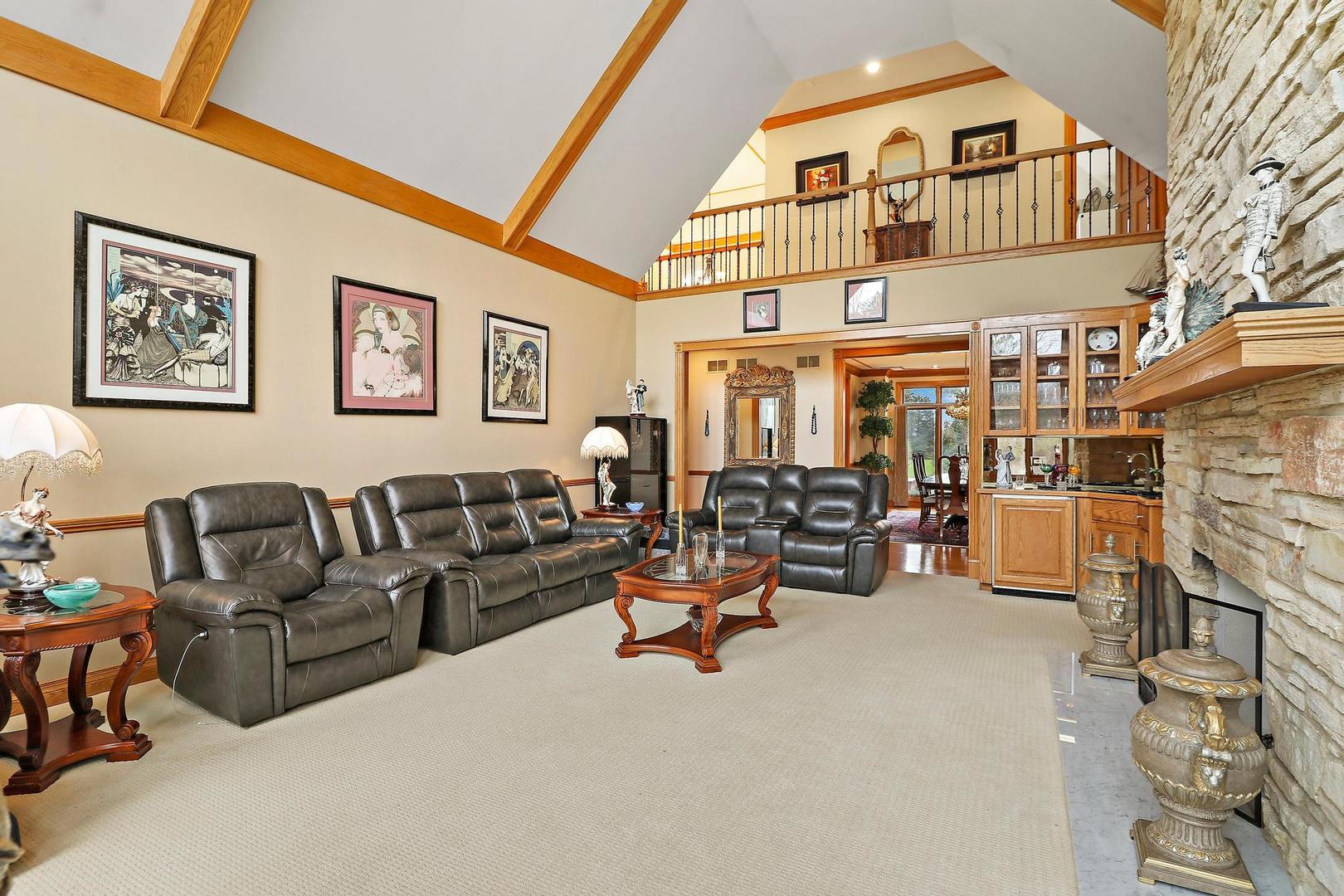 13 Spring Creek Drive