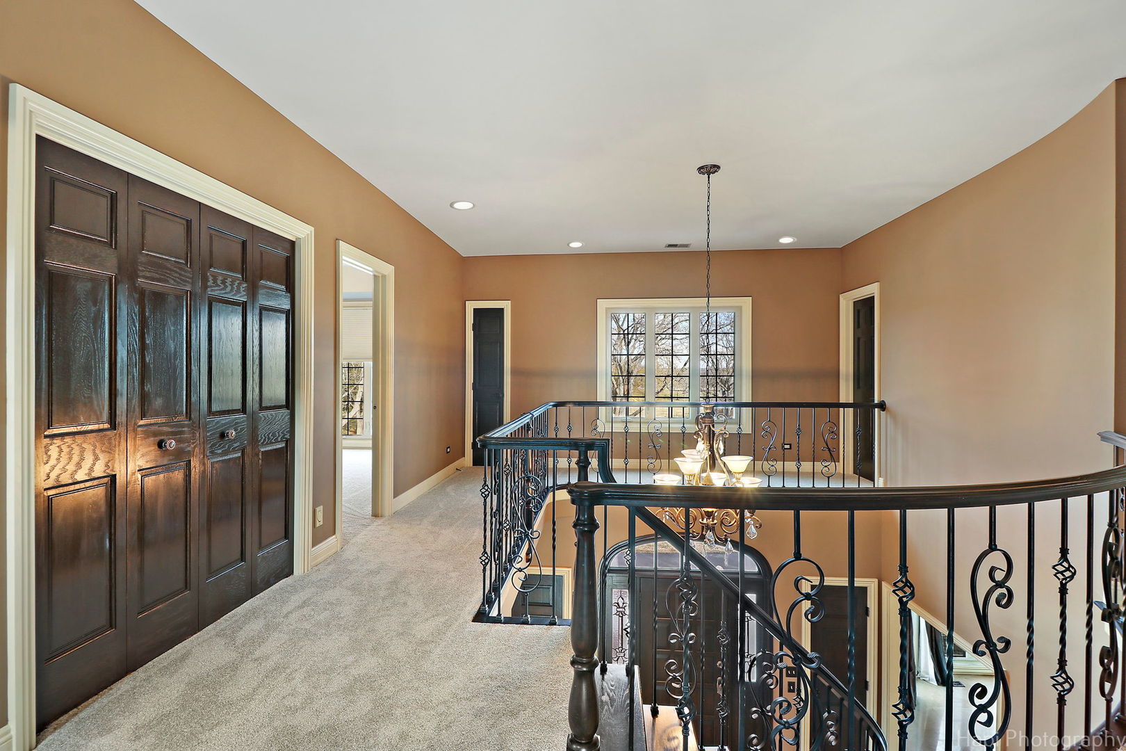 4 Wind Ridge Road