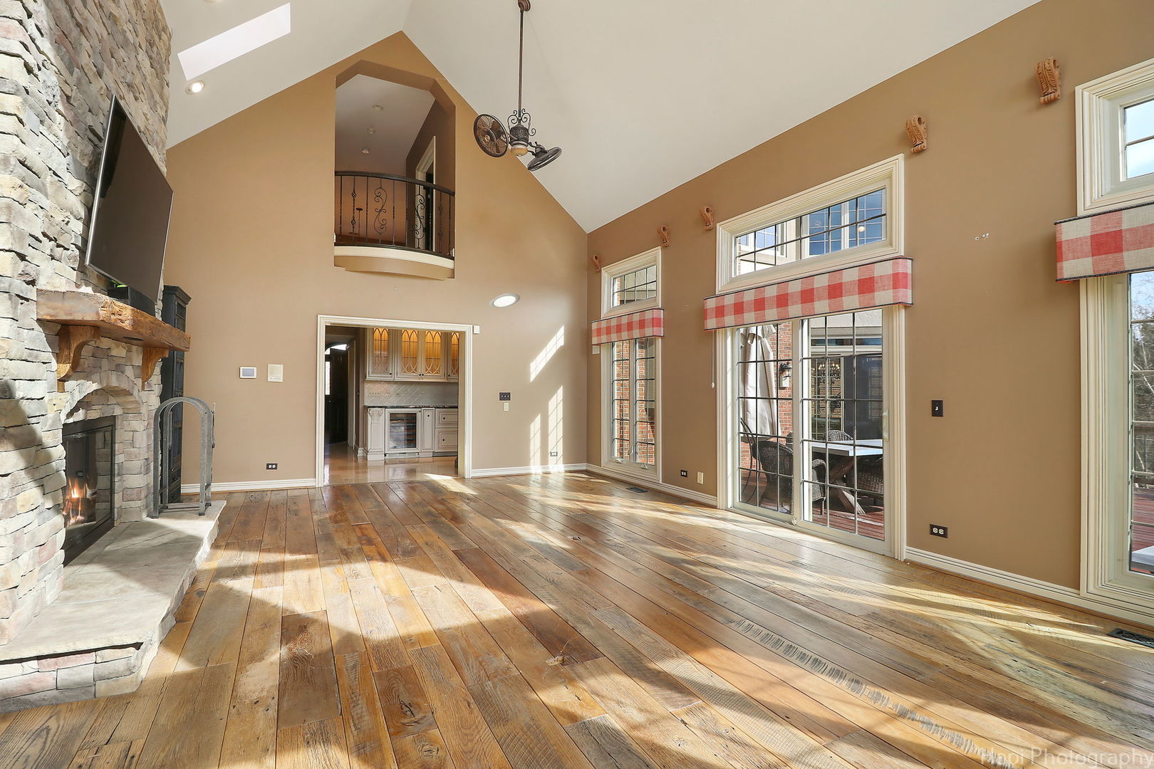 4 Wind Ridge Road