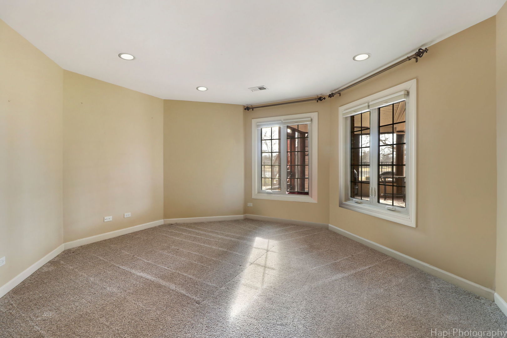 4 Wind Ridge Road