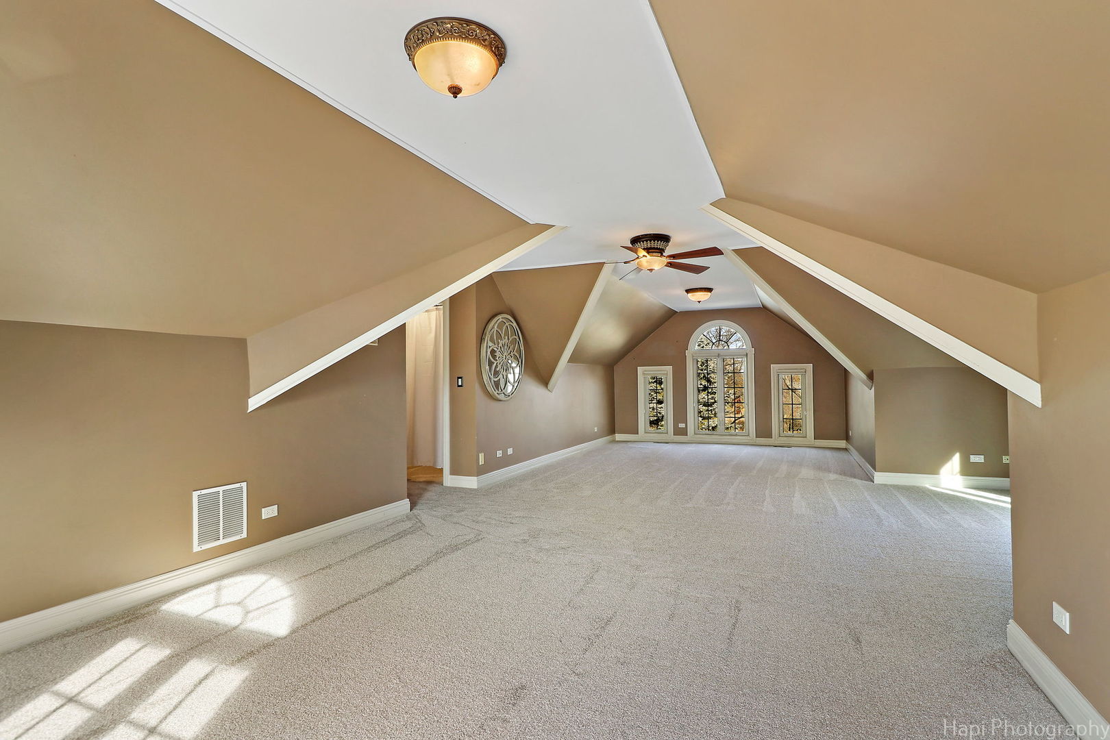 4 Wind Ridge Road