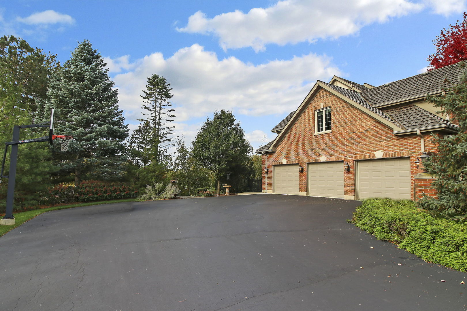 4 Wind Ridge Road
