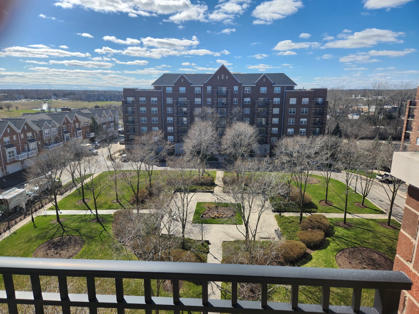 410 W Mahogany Court Unit: 703