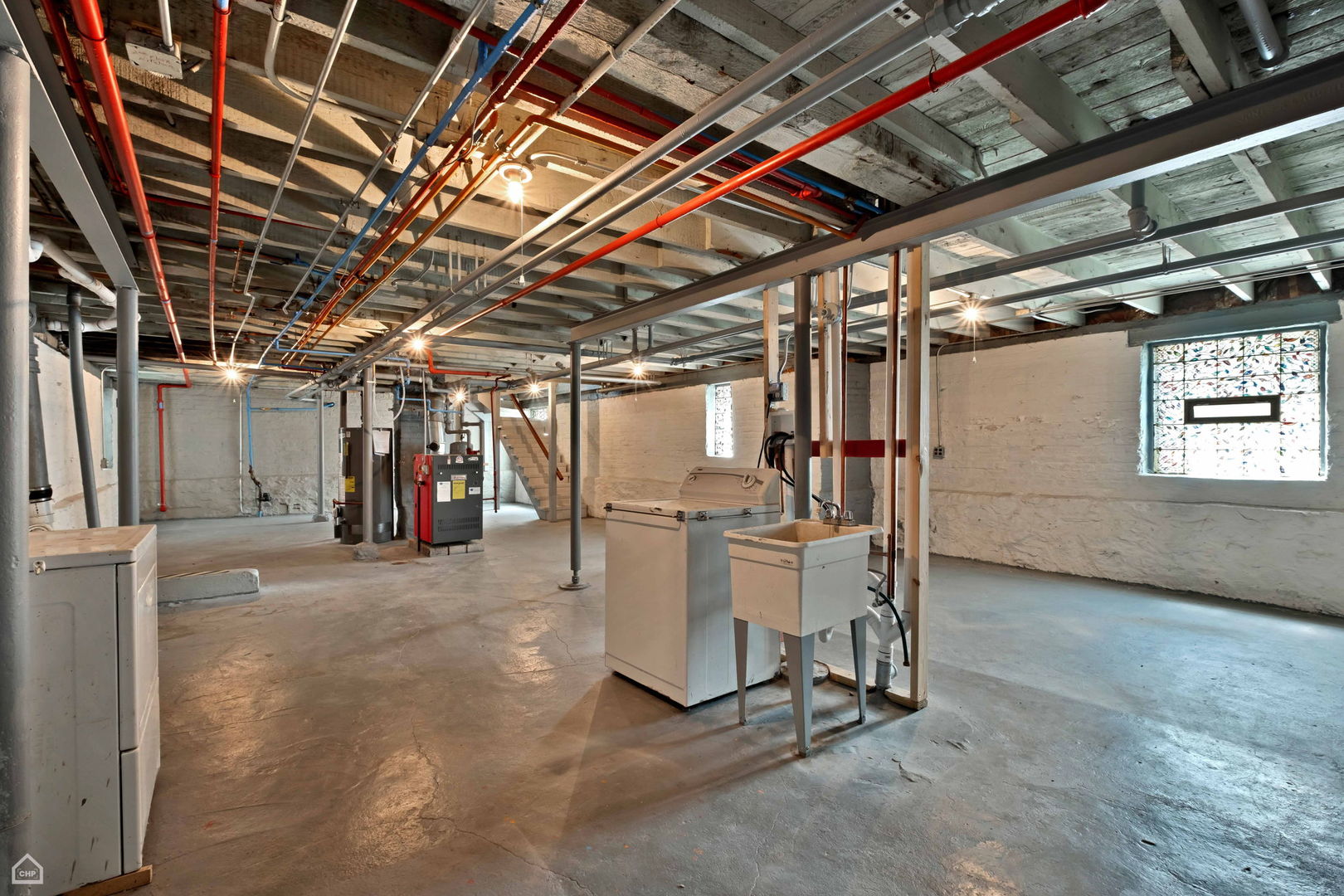 4042 N Kenneth Avenue