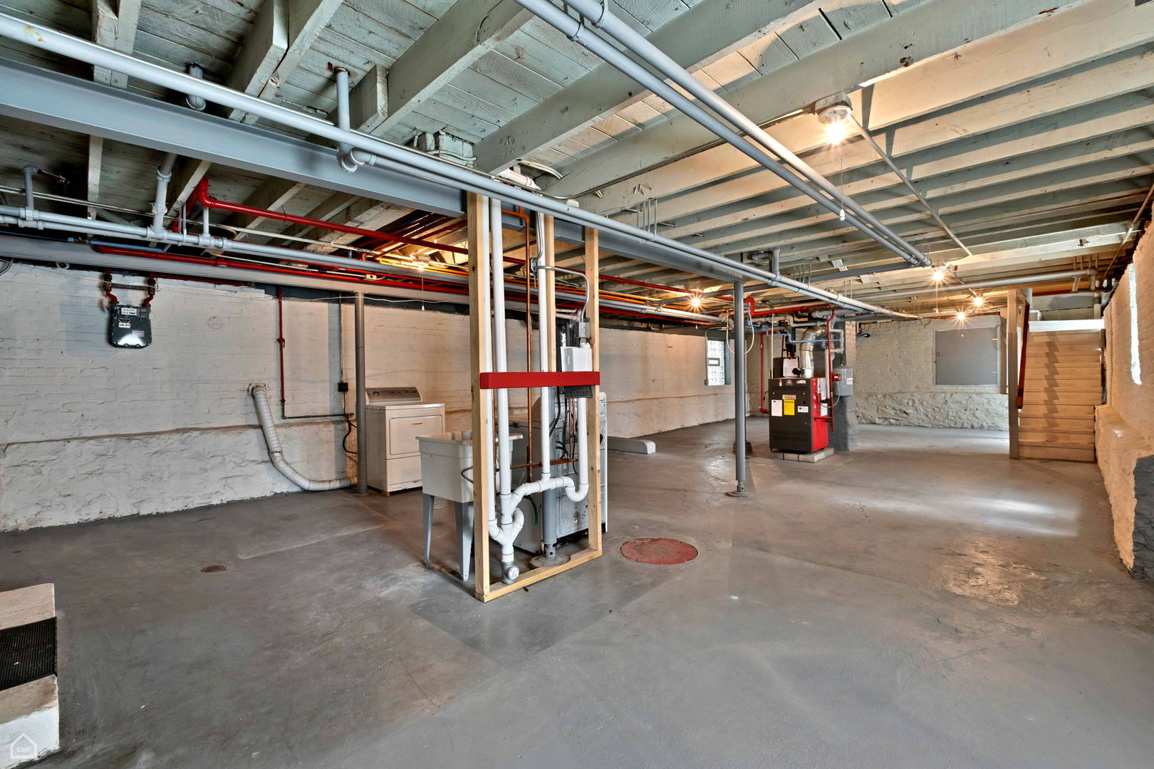 4042 N Kenneth Avenue