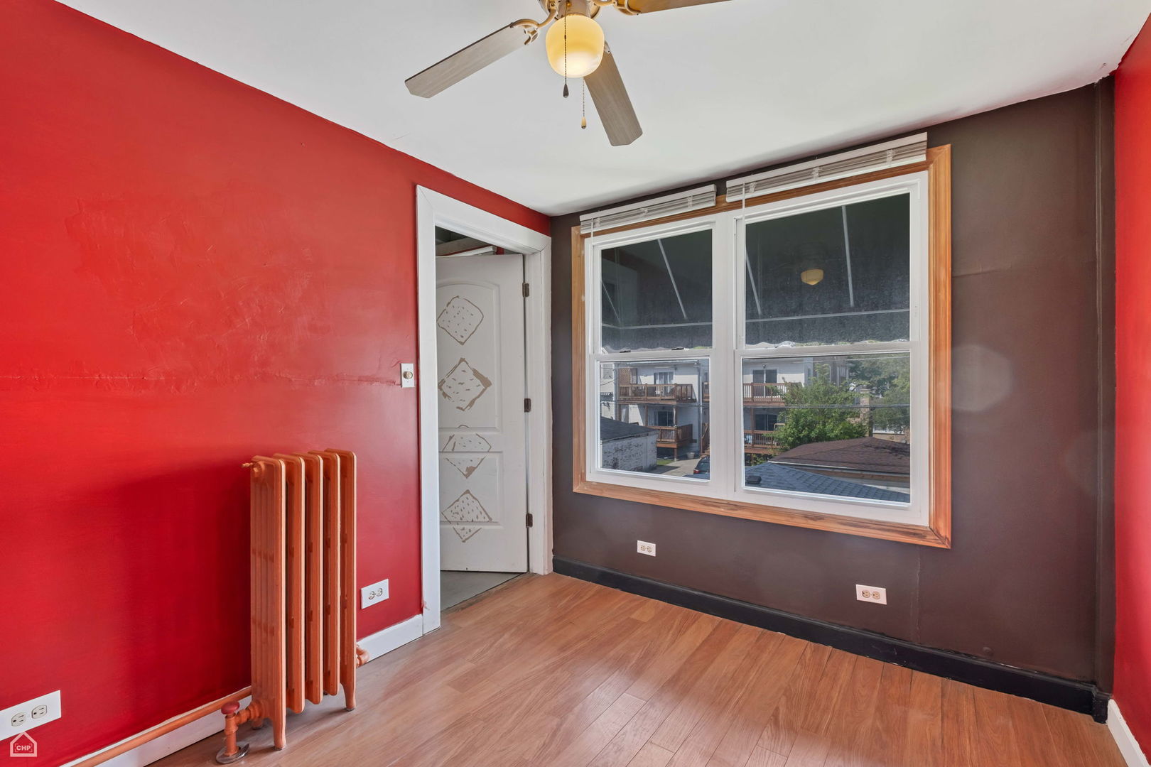 4042 N Kenneth Avenue