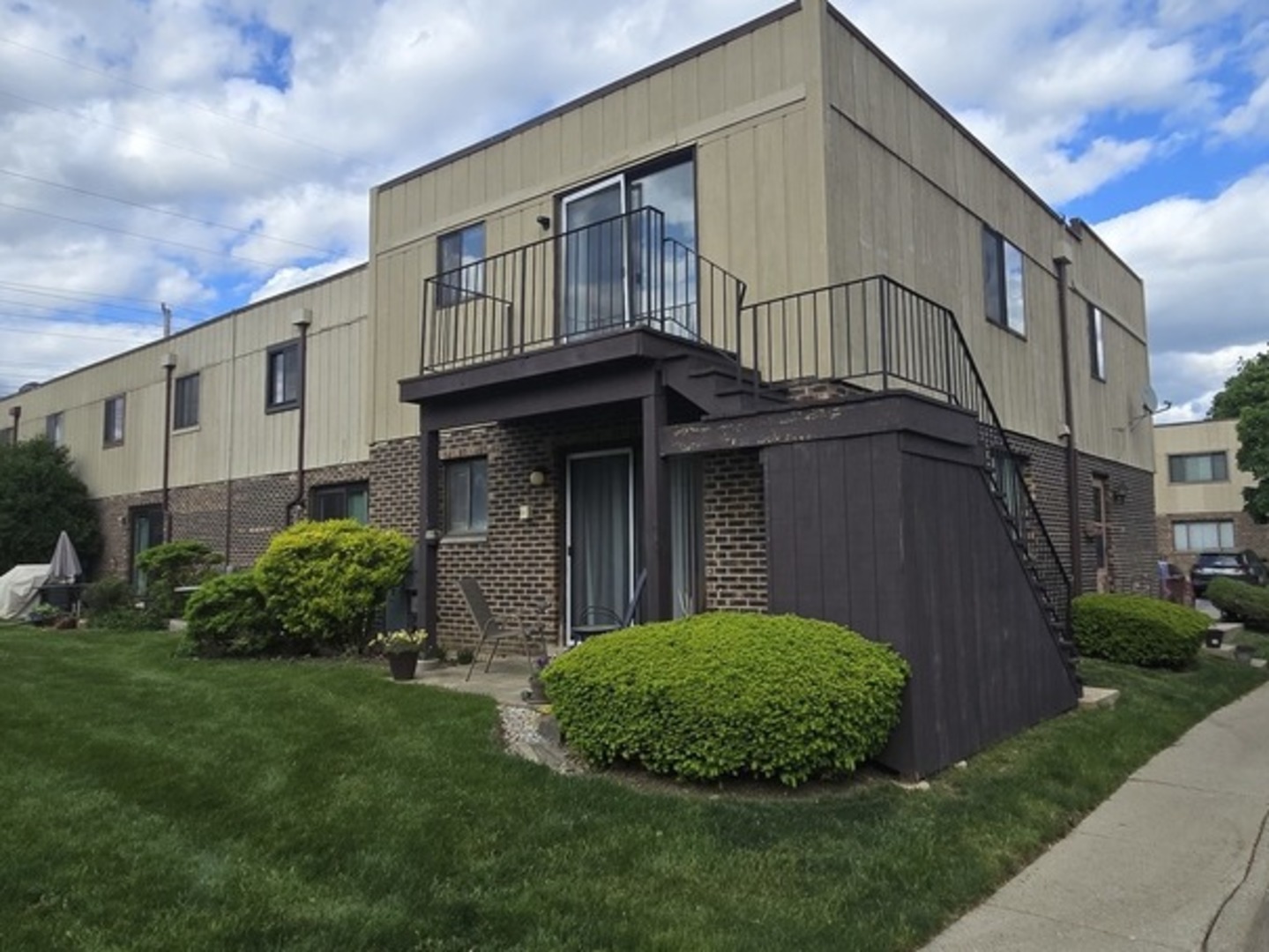 260 E Rimini Court Unit: 260