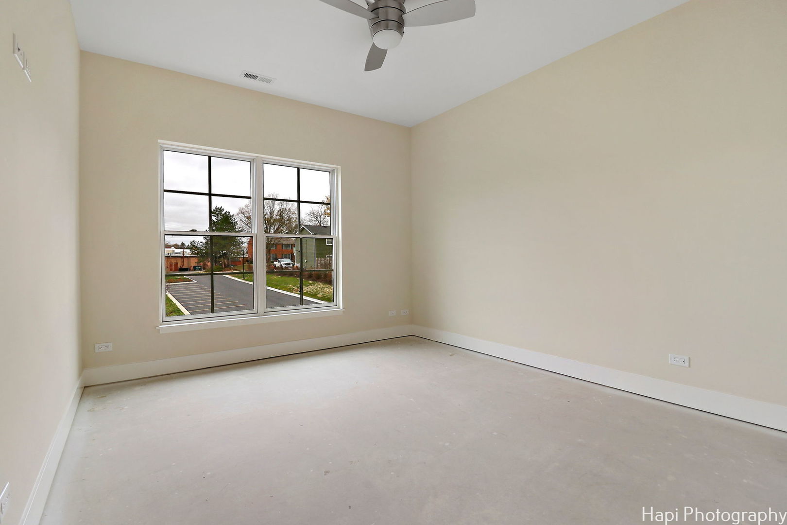 319 S Glendale Avenue Unit: 202