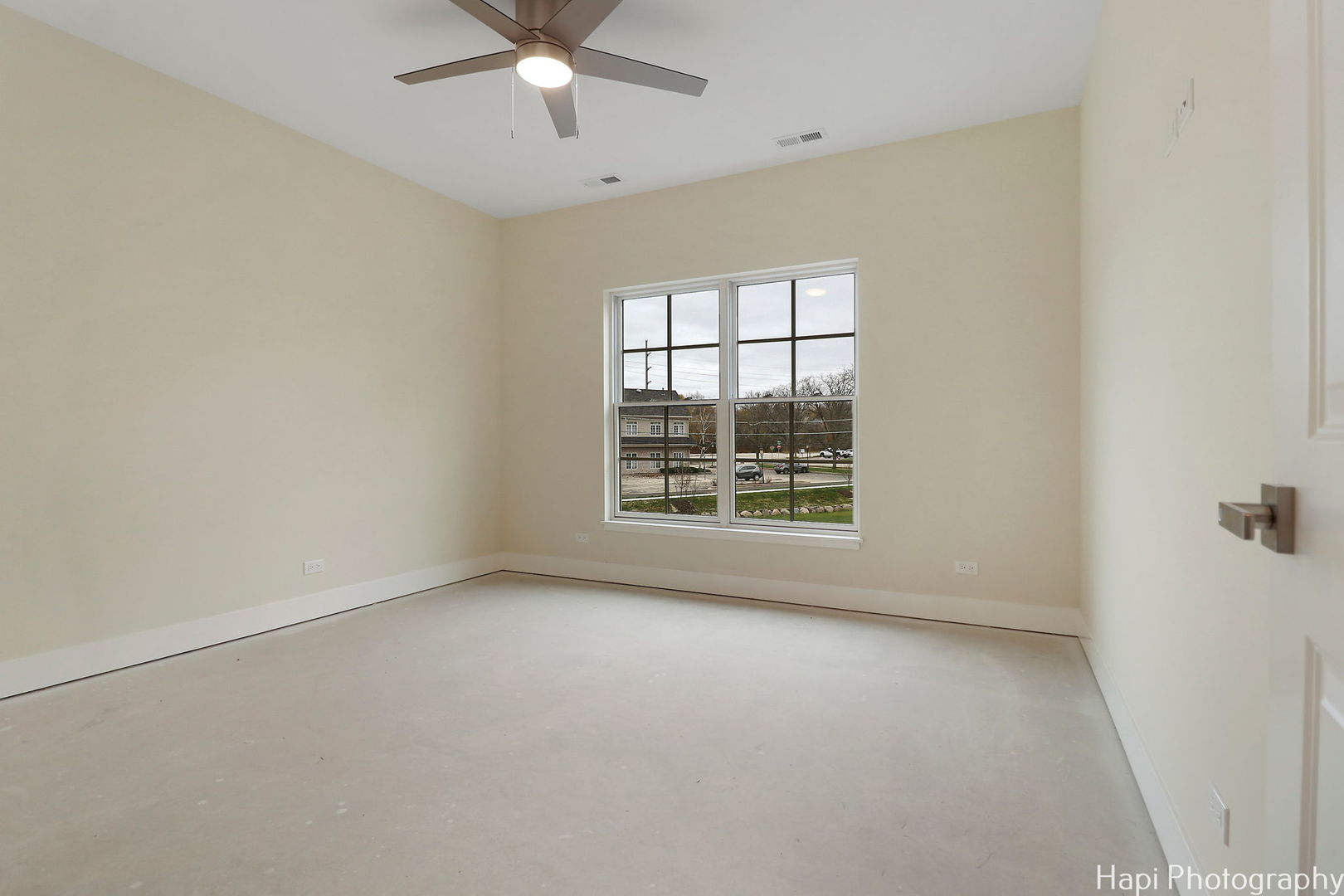 319 S Glendale Avenue Unit: 202