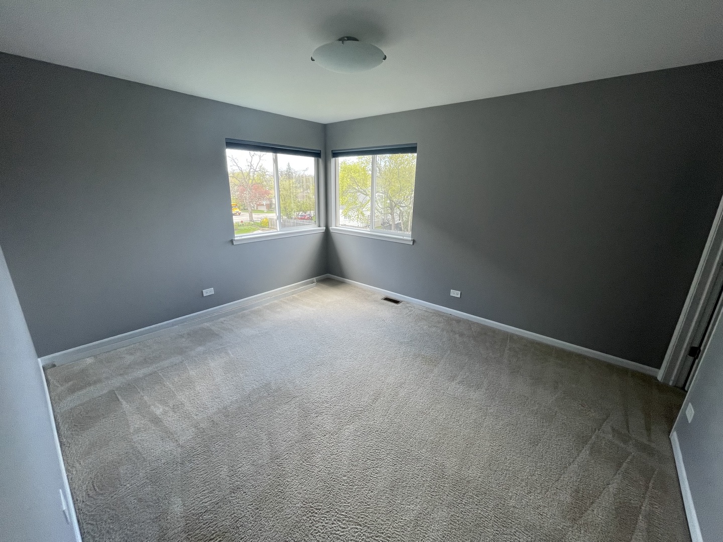 621 Diamond Pointe Drive