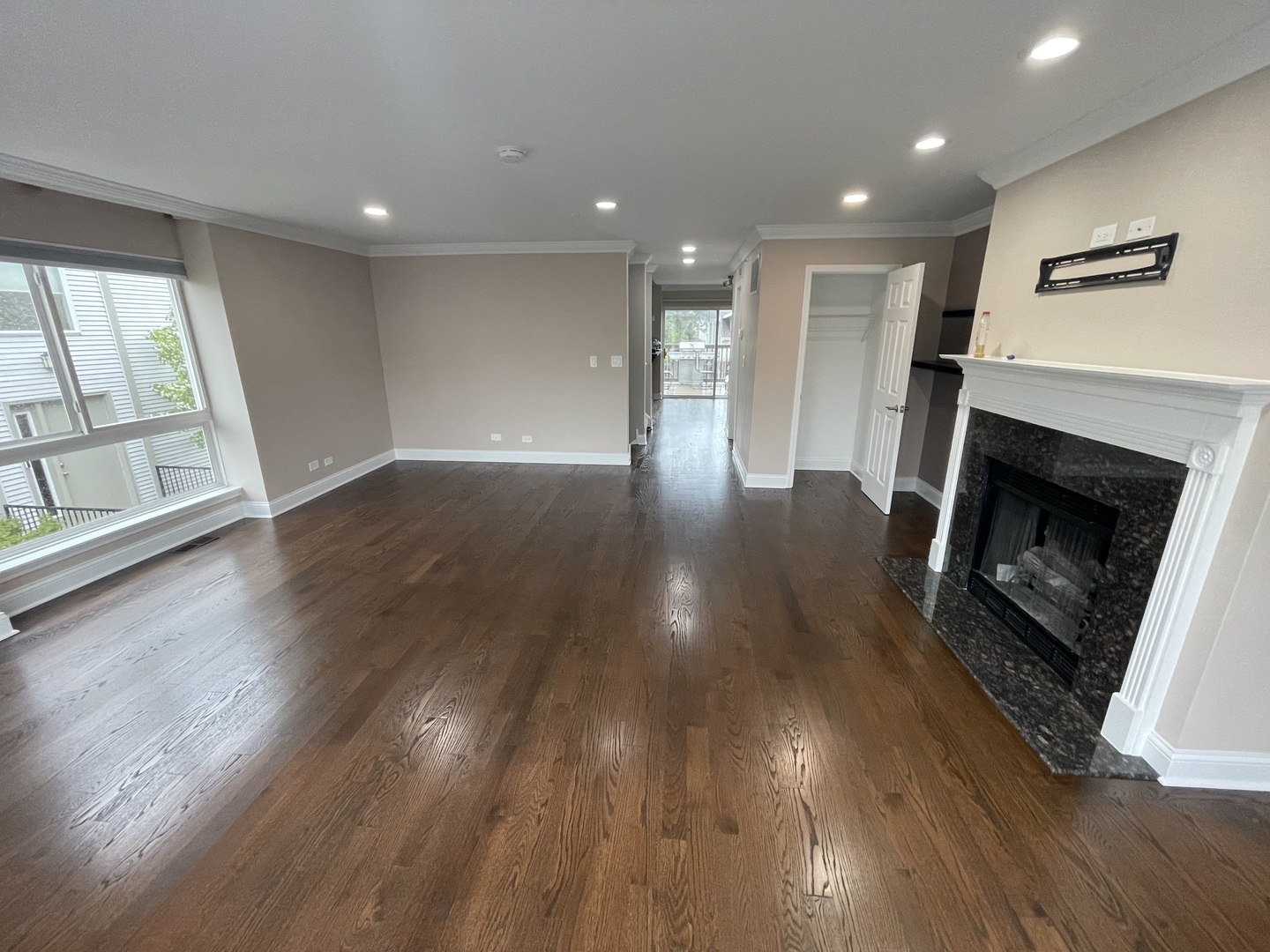 621 Diamond Pointe Drive