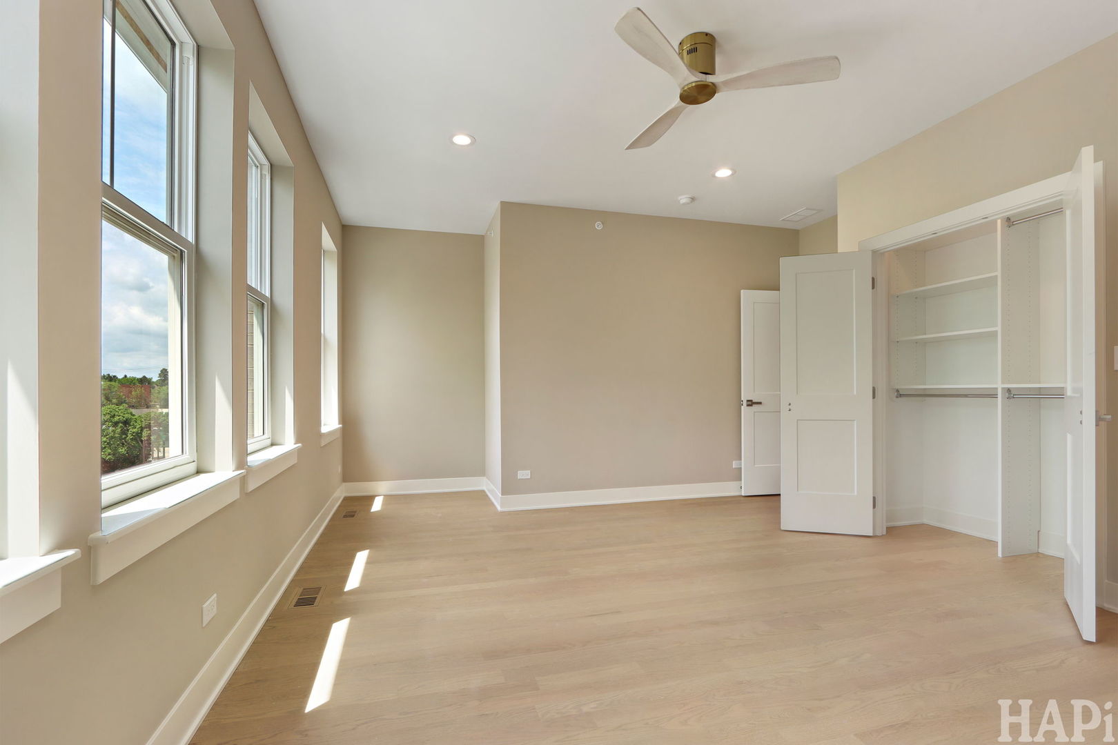 150 Washington Street Unit: 150