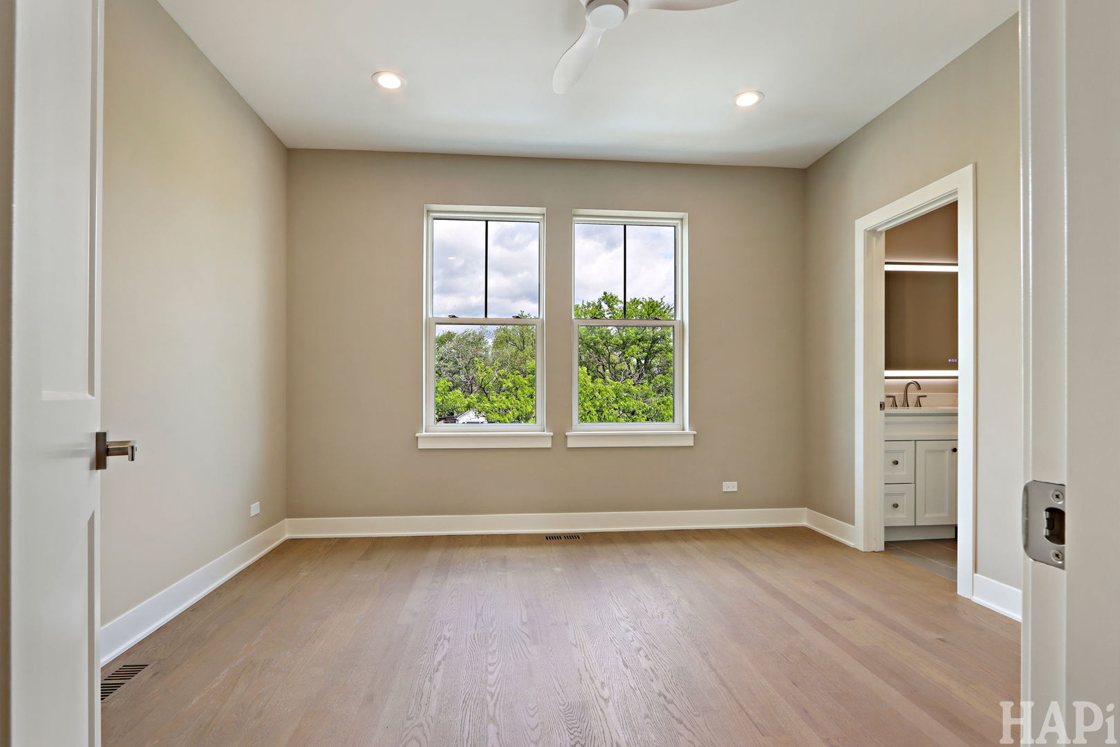 150 Washington Street Unit: 150