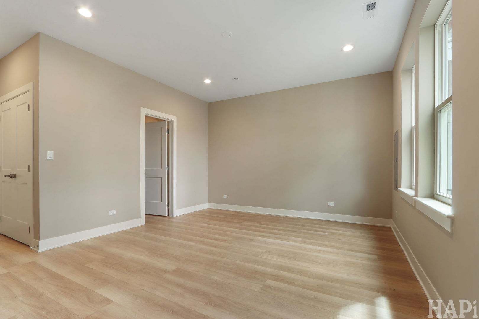 150 Washington Street Unit: 150