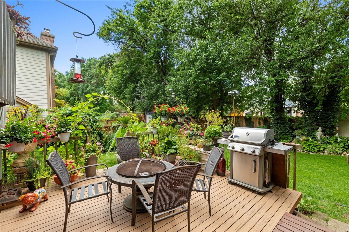 1400 N Pepper Tree Drive