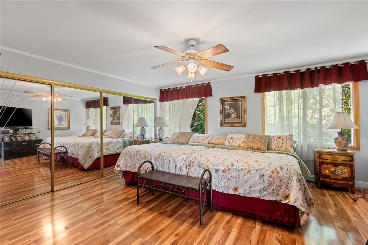 1400 N Pepper Tree Drive