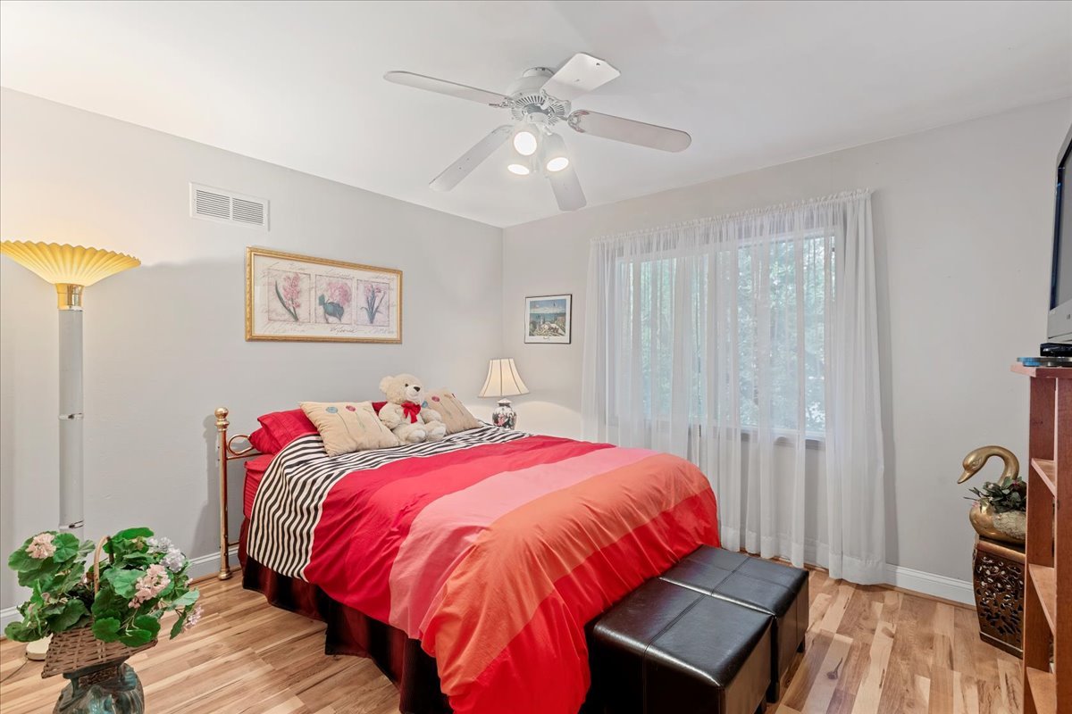 1400 N Pepper Tree Drive