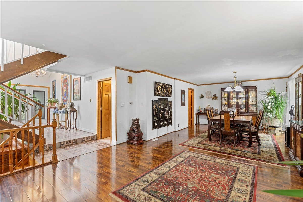 1400 N Pepper Tree Drive