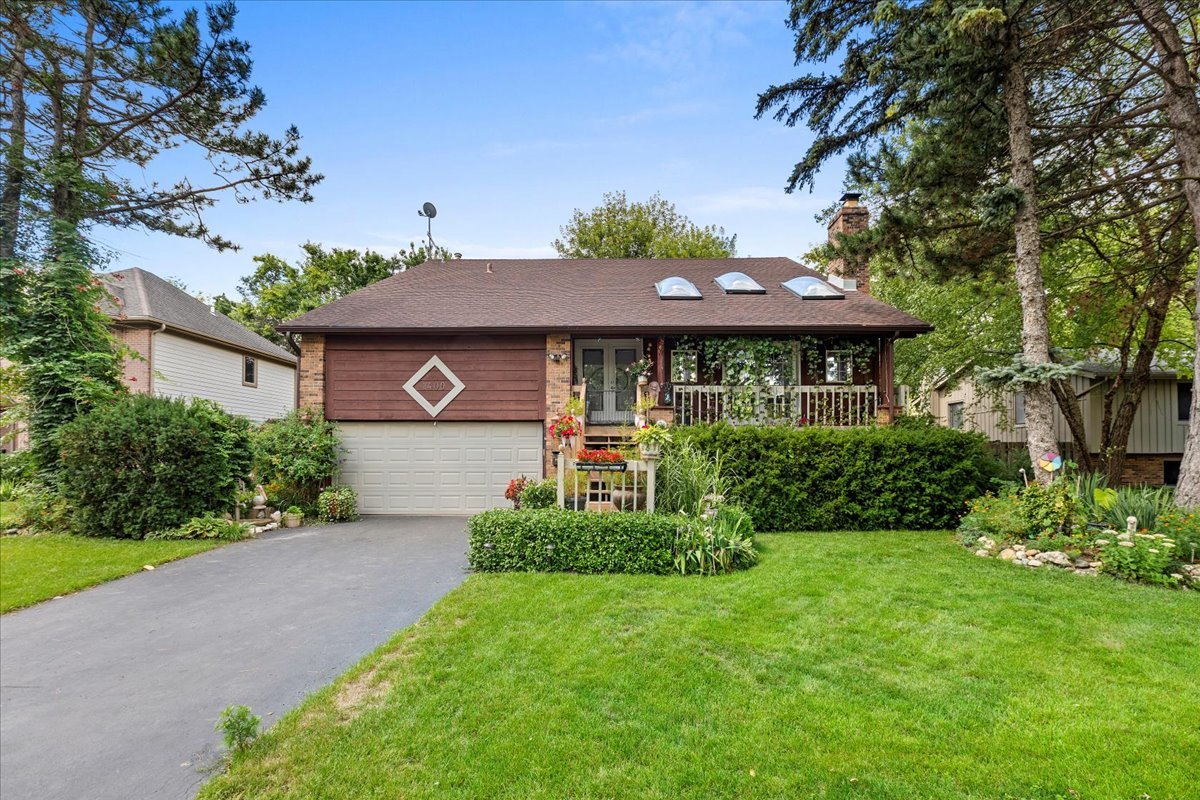 1400 N Pepper Tree Drive