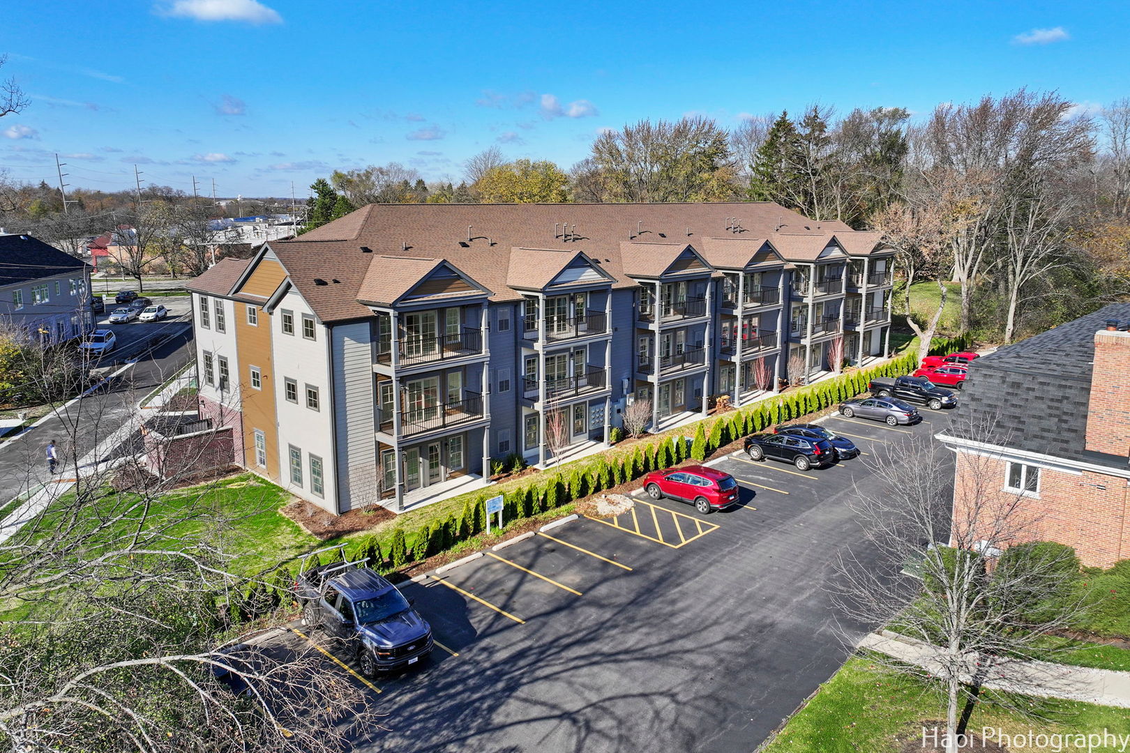 319 S Glendale Avenue Unit: 202