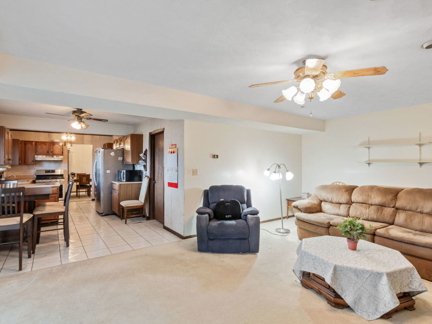 121 S Staffire Drive