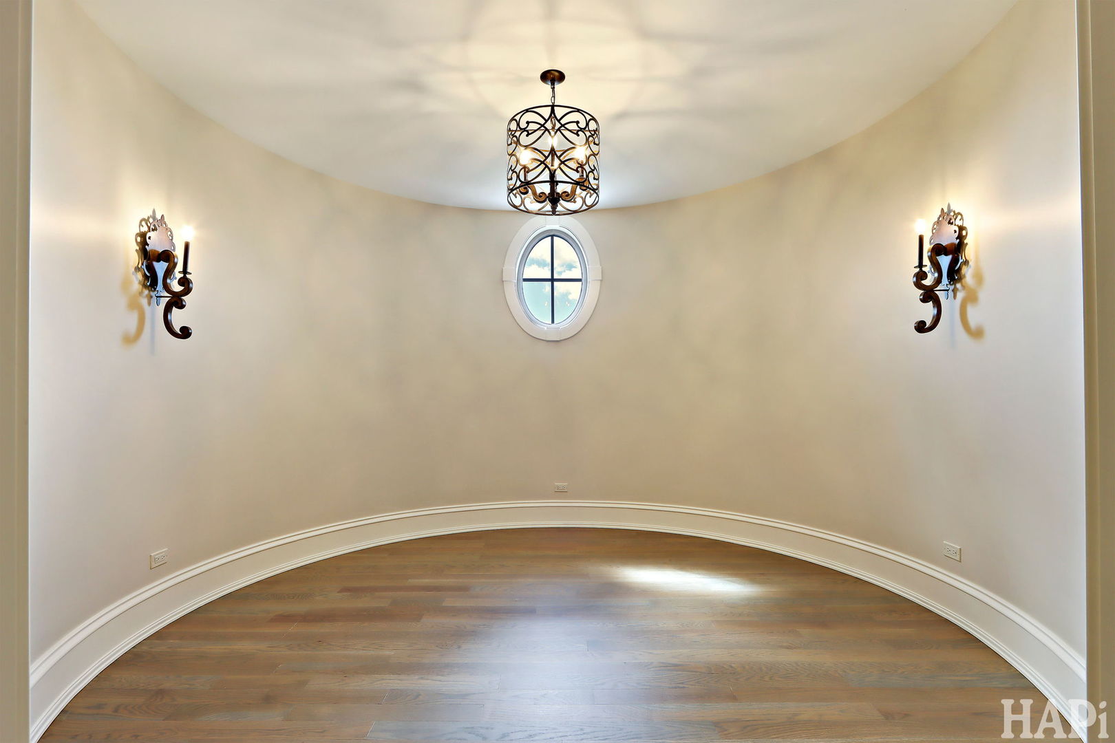 18 Enclave Court