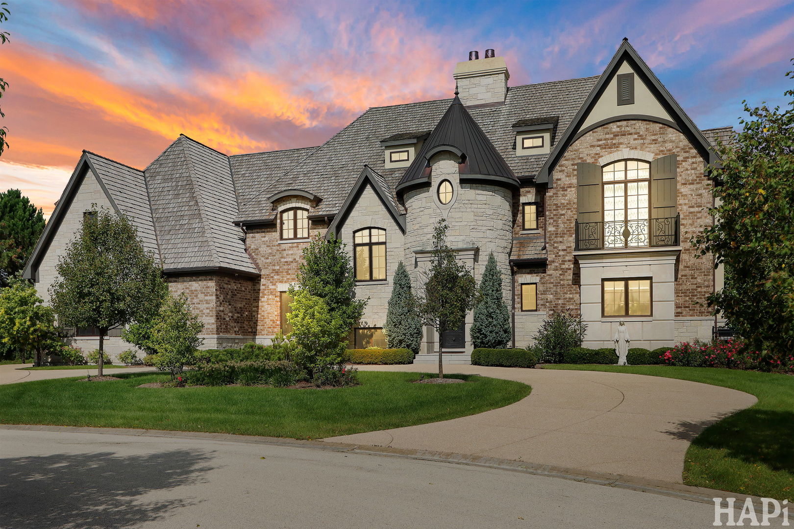 18 Enclave Court