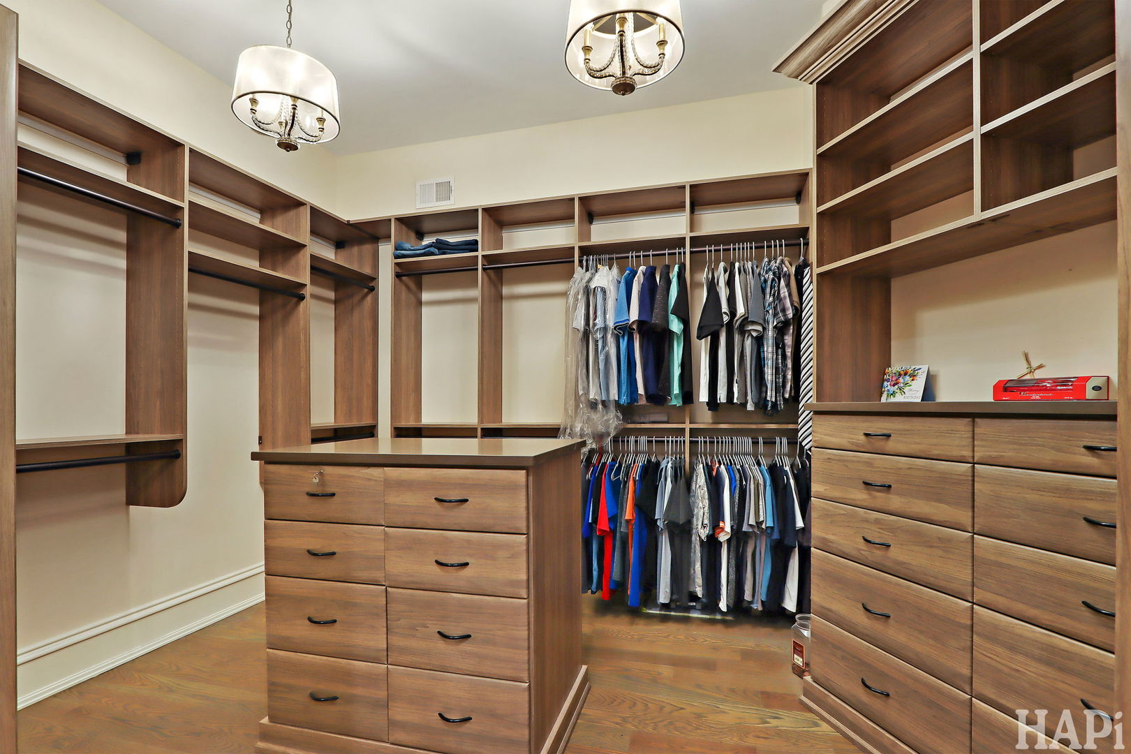 18 Enclave Court