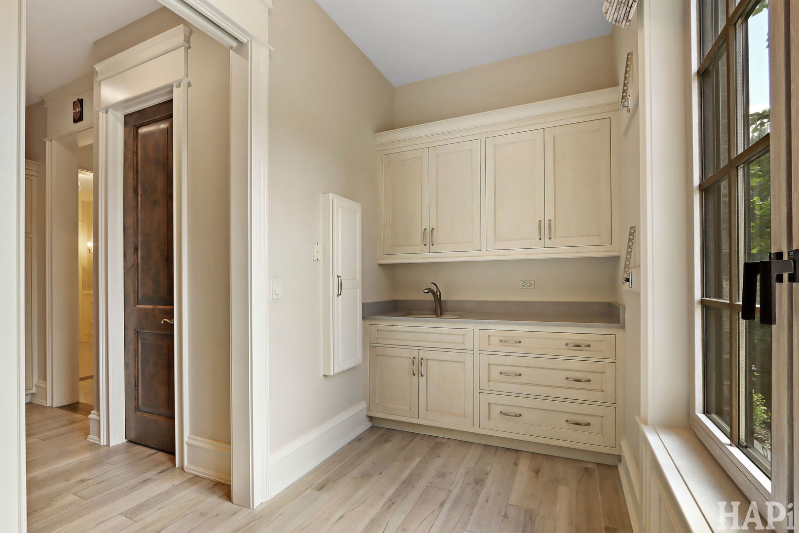 18 Enclave Court