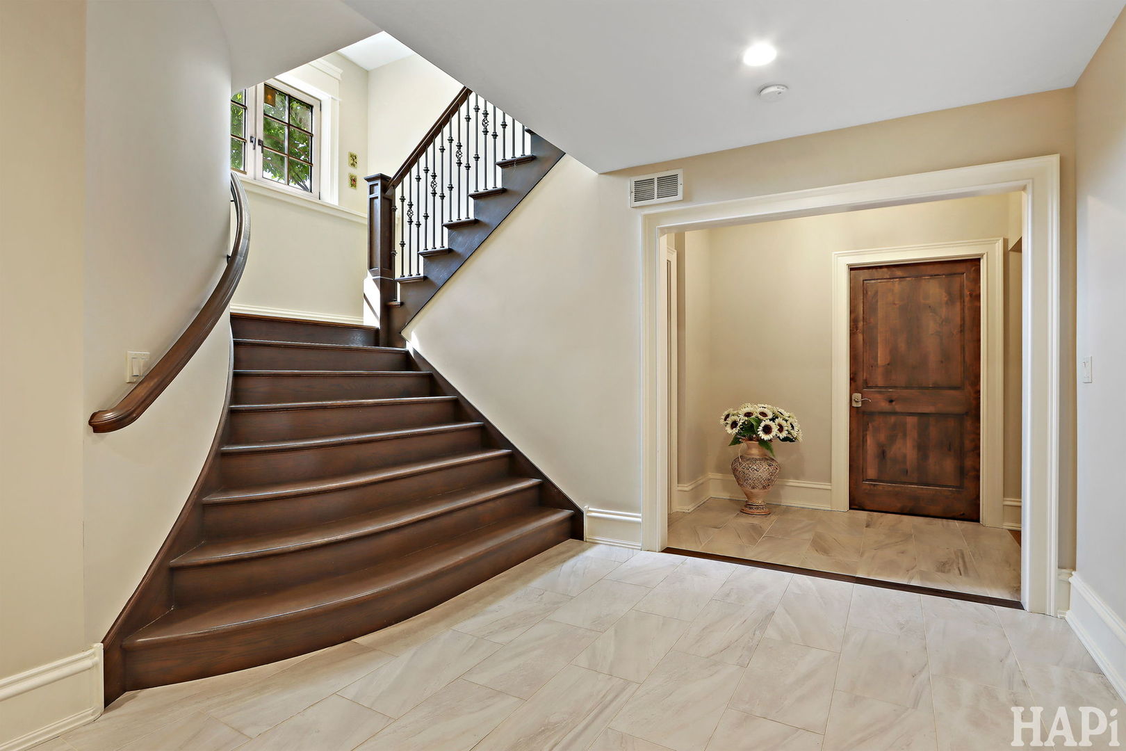 18 Enclave Court