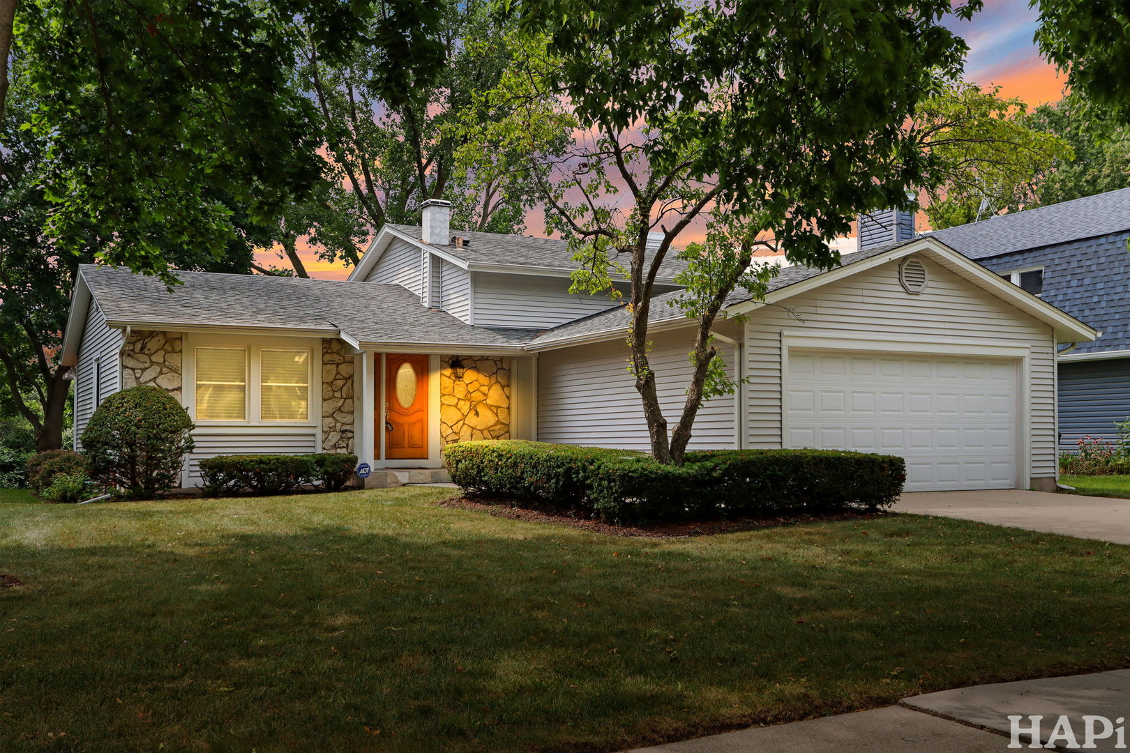 4090 N Parkside Drive