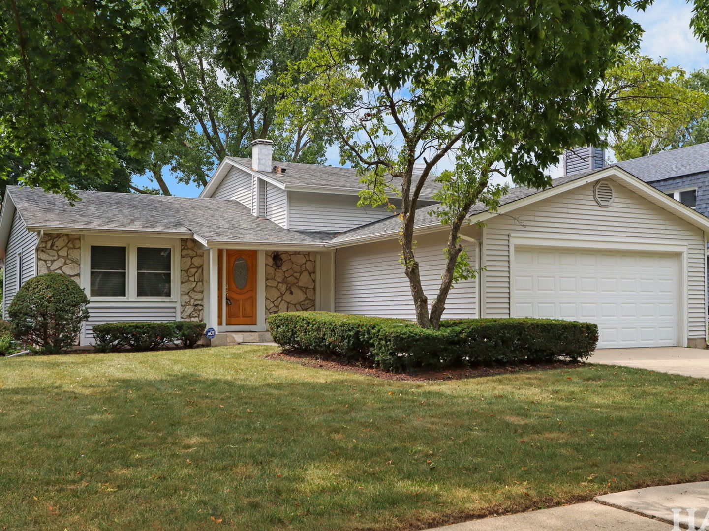 4090 N Parkside Drive