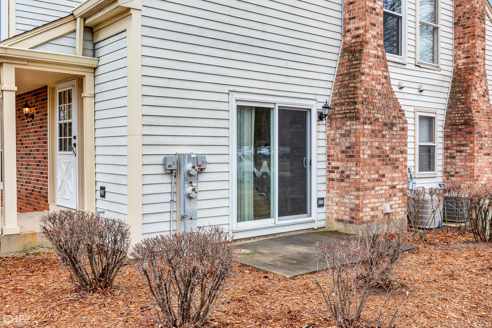 2621 College Hill Circle Unit: 63