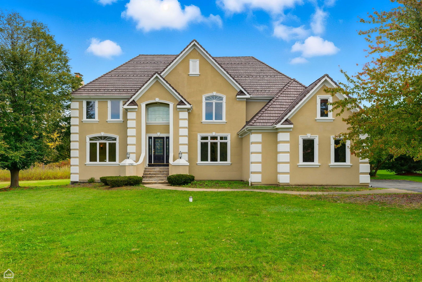 1763 Country Club Drive