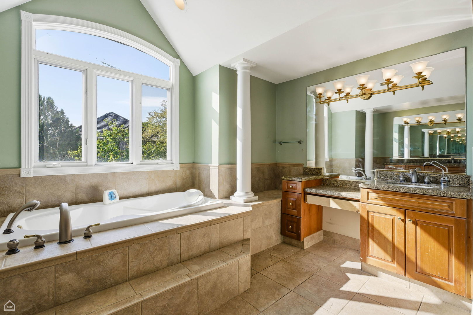 1763 Country Club Drive