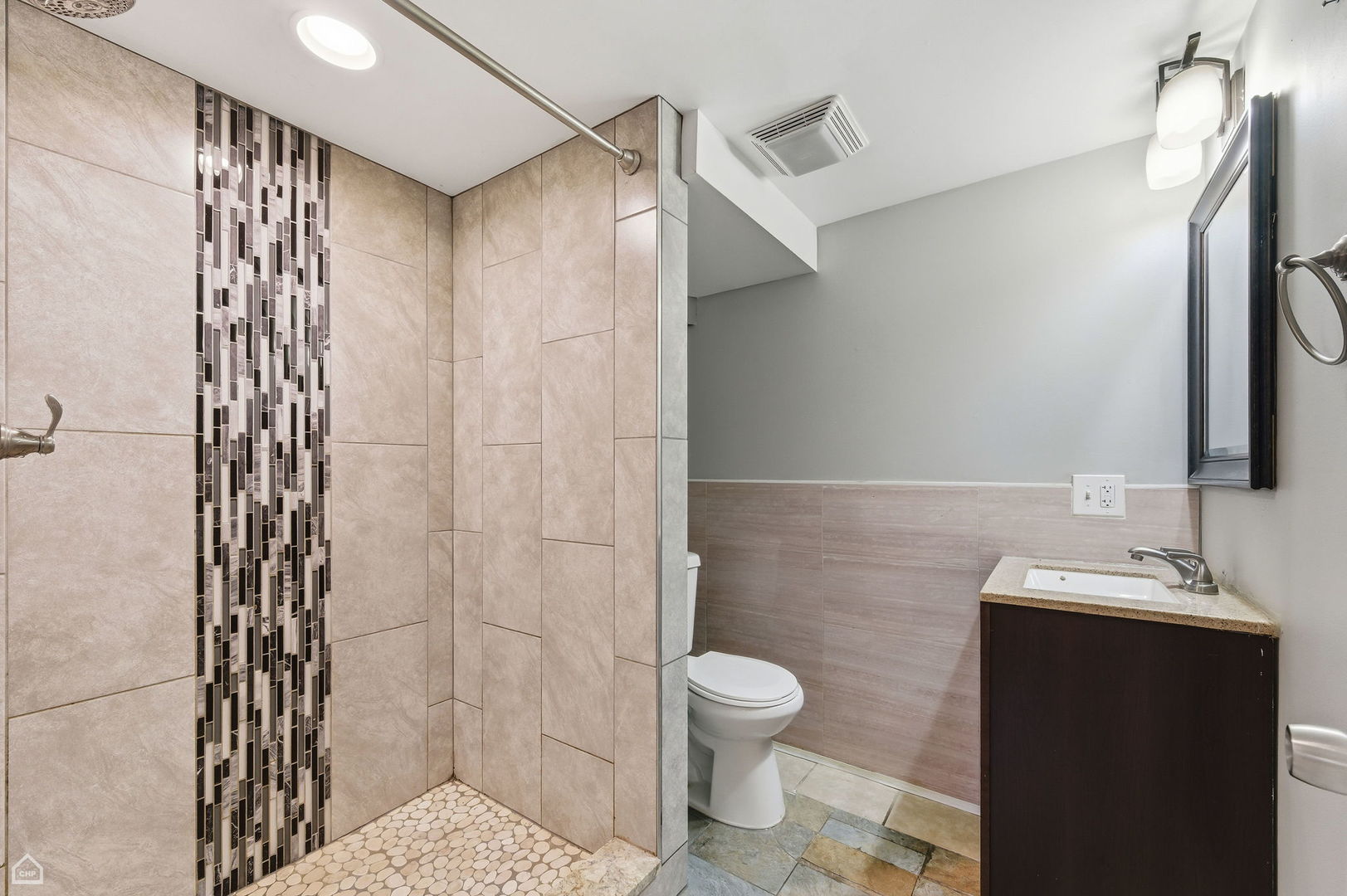 7701 S Christiana Avenue