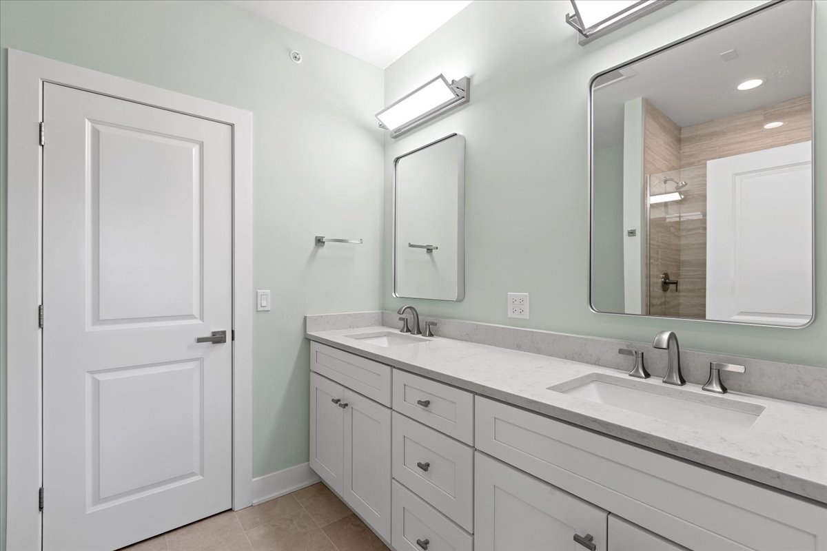 319 S Glendale Avenue Unit: 303