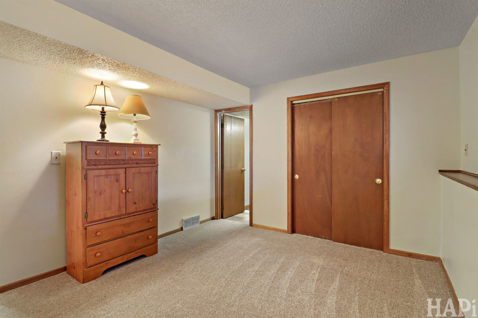 1001 Greglynn Street