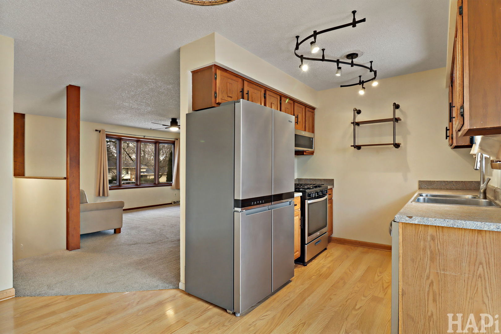 1001 Greglynn Street