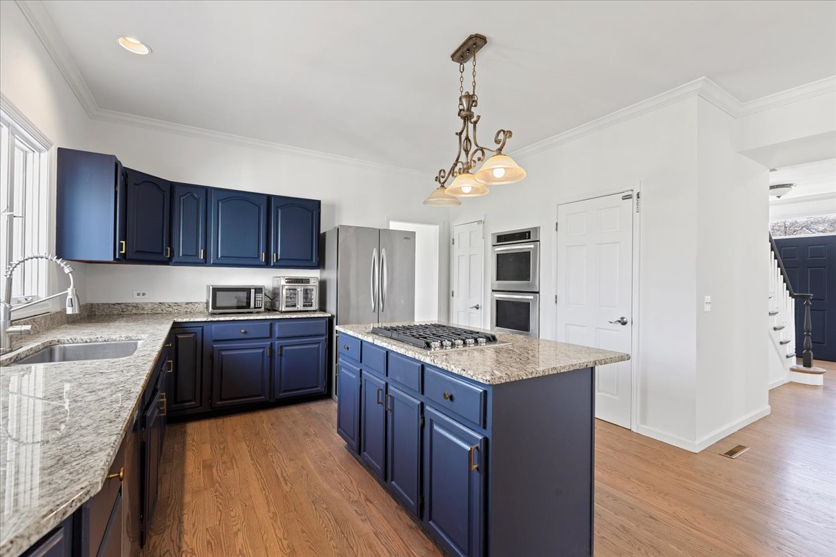 2321 Steeple Chase Circle W