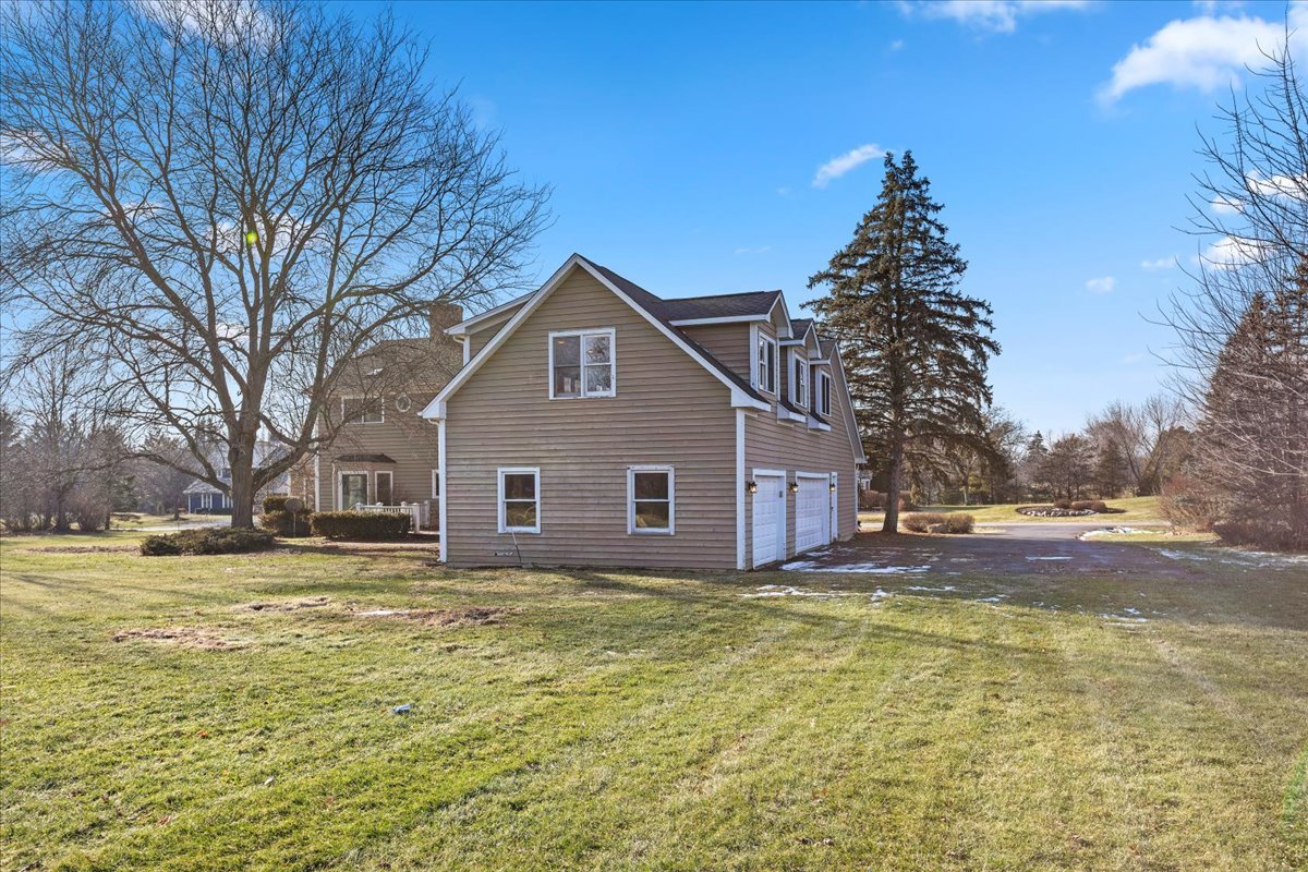 2321 Steeple Chase Circle W