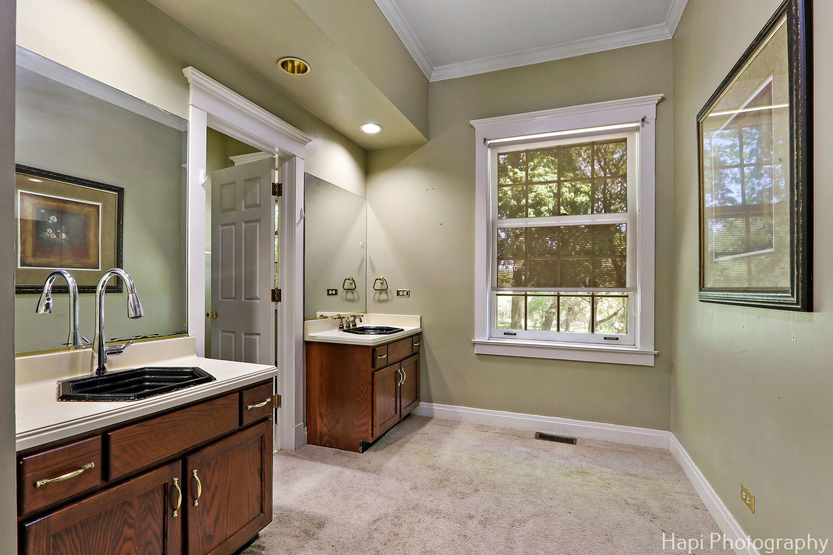 23 W County Line Road