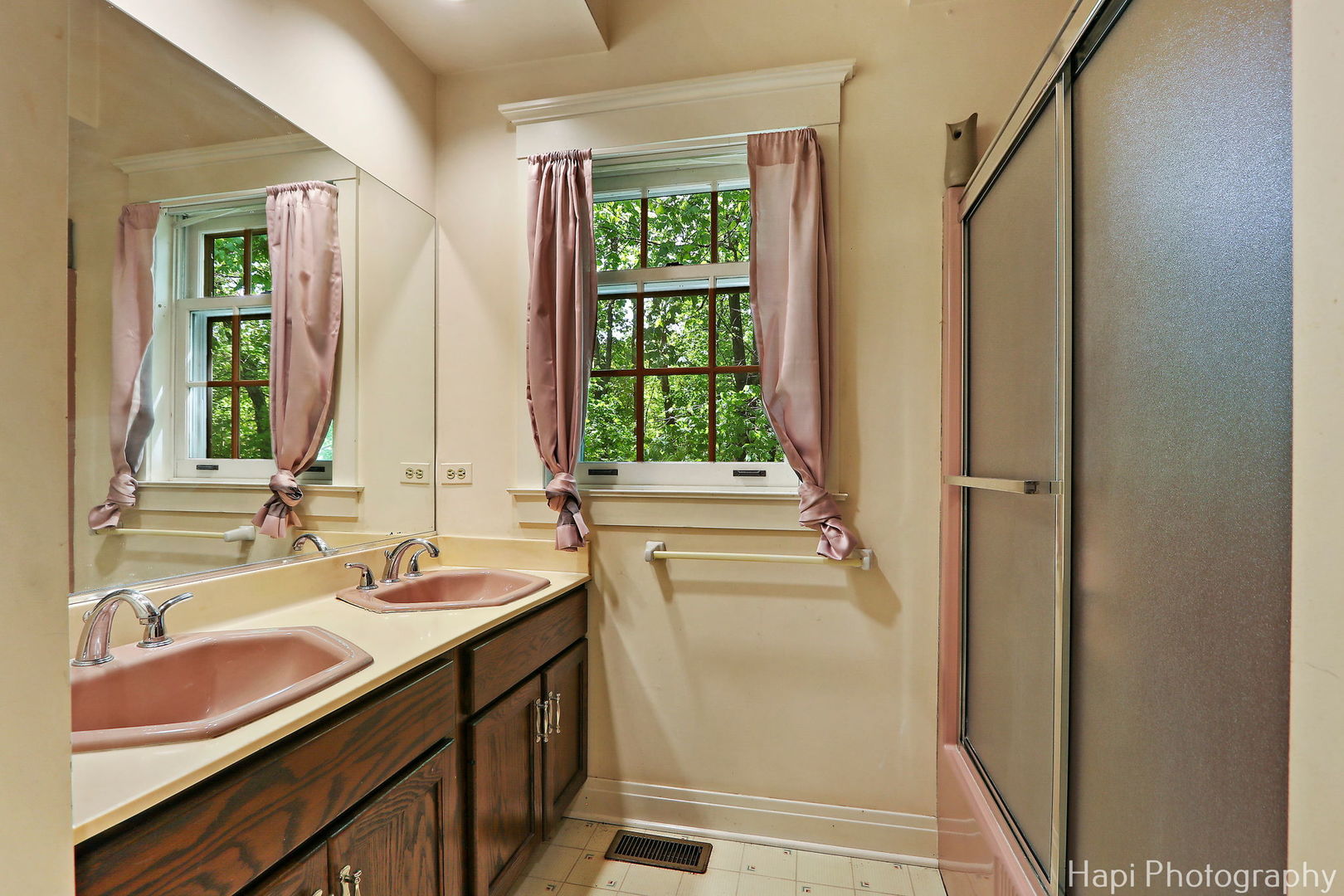 23 W County Line Road