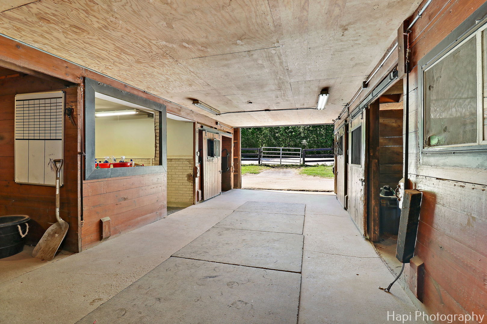 23 W County Line Road